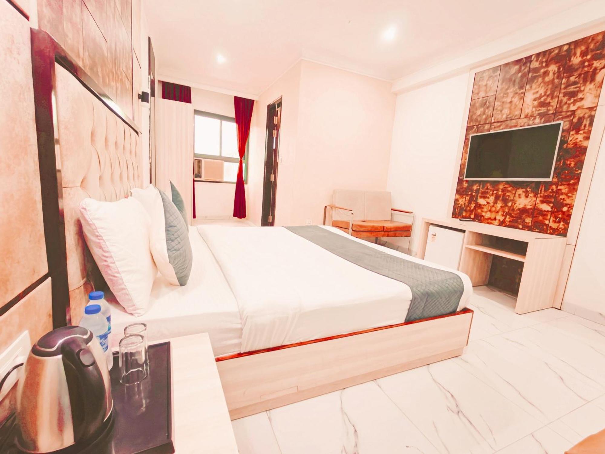 Hotel The Almora By Rs Global Near By Delhi International Airport With - Free Airport Drop 新德里 外观 照片