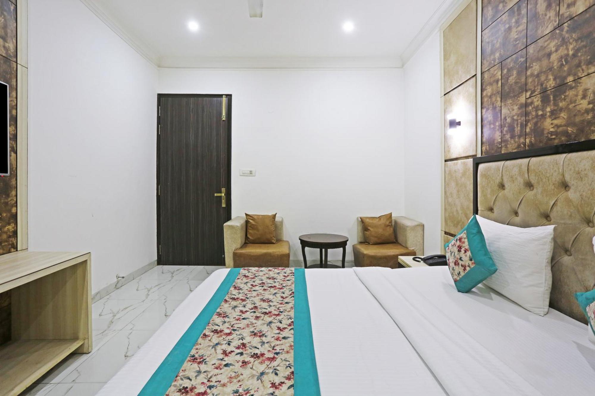 Hotel The Almora By Rs Global Near By Delhi International Airport With - Free Airport Drop 新德里 外观 照片