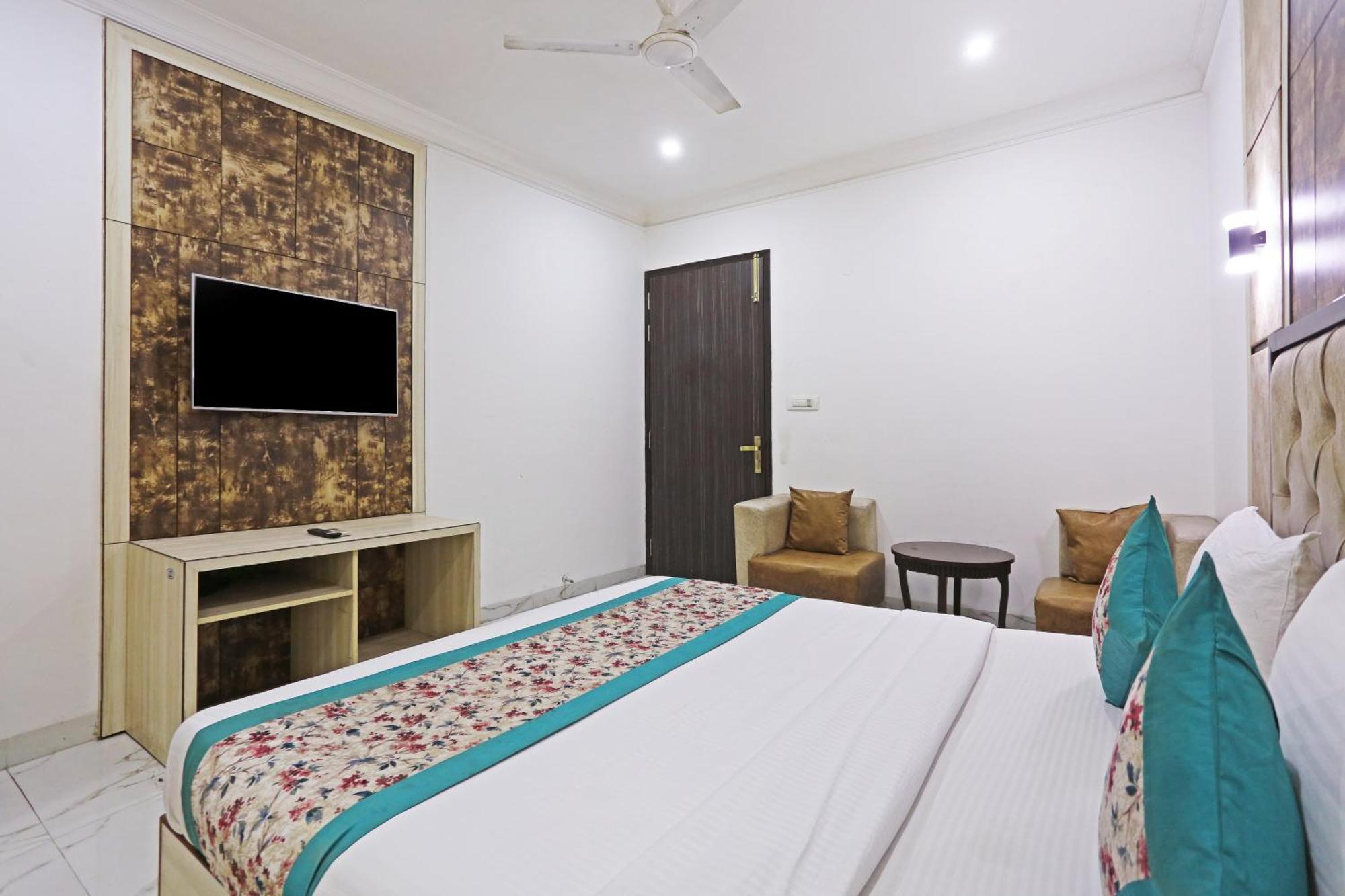 Hotel The Almora By Rs Global Near By Delhi International Airport With - Free Airport Drop 新德里 外观 照片