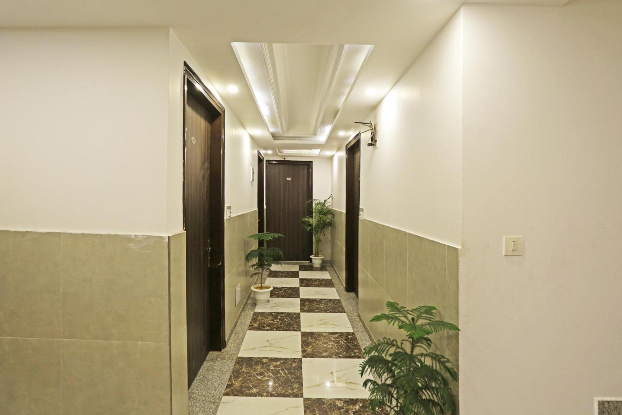 Hotel The Almora By Rs Global Near By Delhi International Airport With - Free Airport Drop 新德里 外观 照片