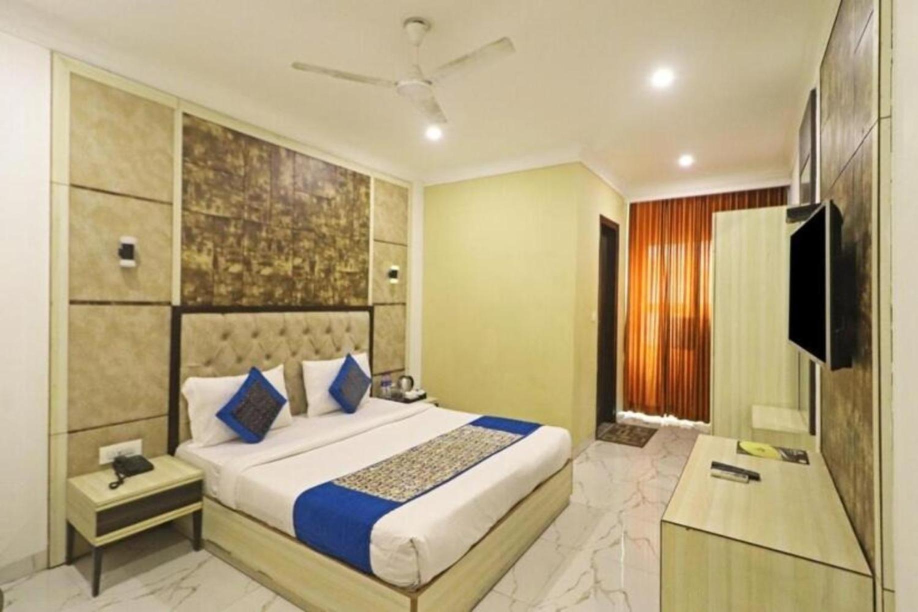 Hotel The Almora By Rs Global Near By Delhi International Airport With - Free Airport Drop 新德里 外观 照片