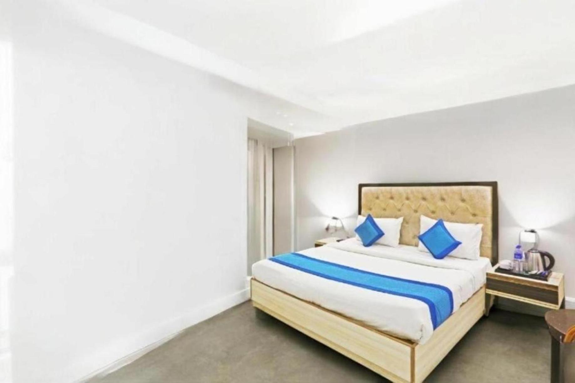 Hotel The Almora By Rs Global Near By Delhi International Airport With - Free Airport Drop 新德里 外观 照片